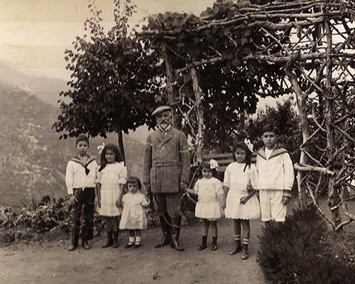 Իրական բարեգործի պատվին.Միքայել Արամյանց.